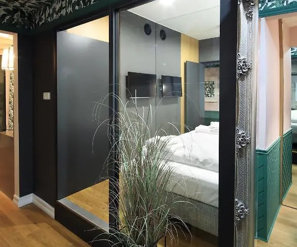 Wave3 - Monte Cassino By Oneapartments * ソポト